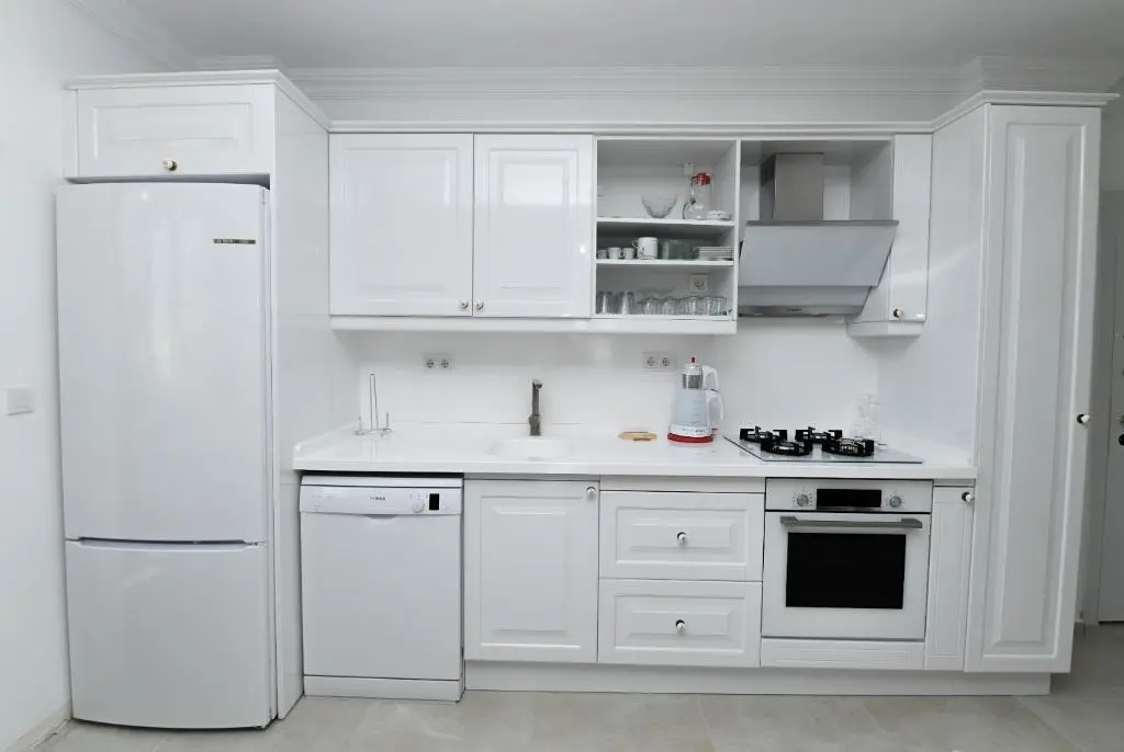 Fitted kitchen